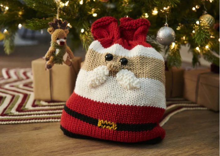 Knitting Santa Gift Bag Kit