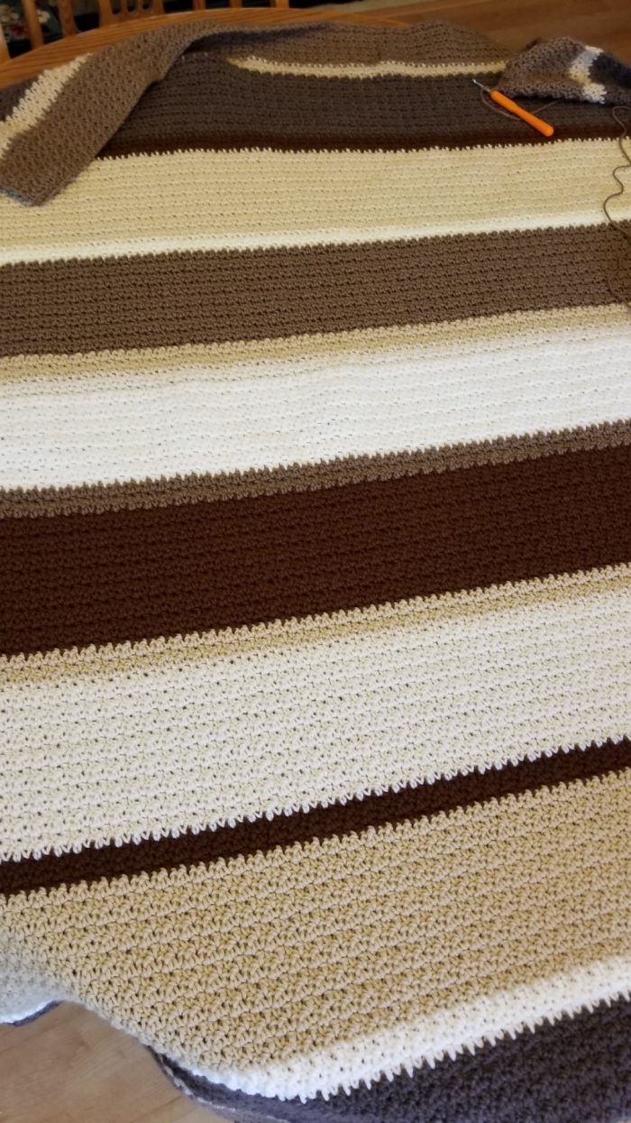 Easy to Crochet Stripe Blanket Pattern
